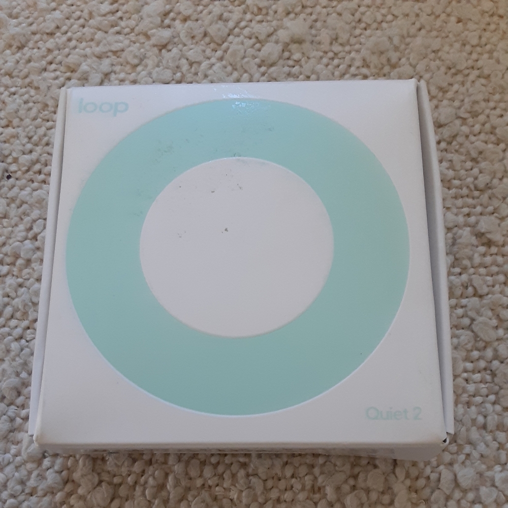 Loop Quiet 2 Earplugs for Noise Reduction, Mint, new in opened  box.
